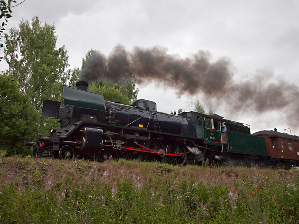 Veturi Hangon radalla &Aring;vikin kohdalla